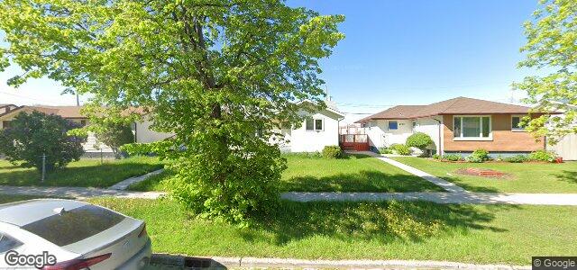Larawan ng 2122 Manitoba Avenue sa Winnipeg, Manitoba