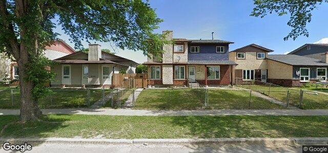 Larawan ng 2125 Burrows Avenue sa Winnipeg, Manitoba