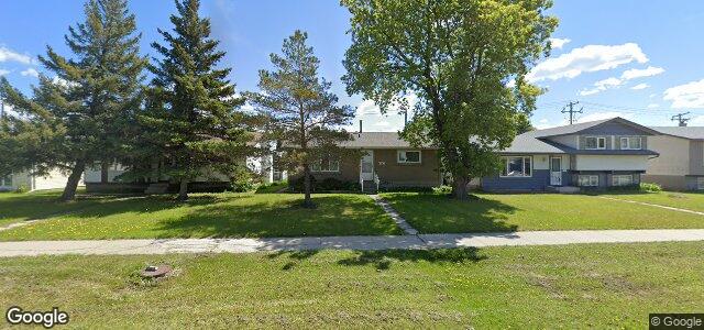 Larawan ng 2135 King Edward Street sa Winnipeg, Manitoba