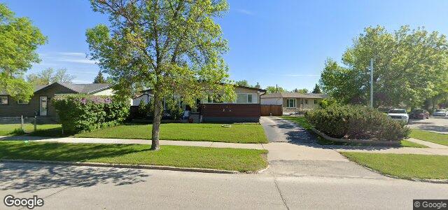 Larawan ng 2169 Manitoba Avenue sa Winnipeg, Manitoba
