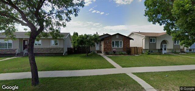 Larawan ng 2174 Burrows Avenue sa Winnipeg, Manitoba
