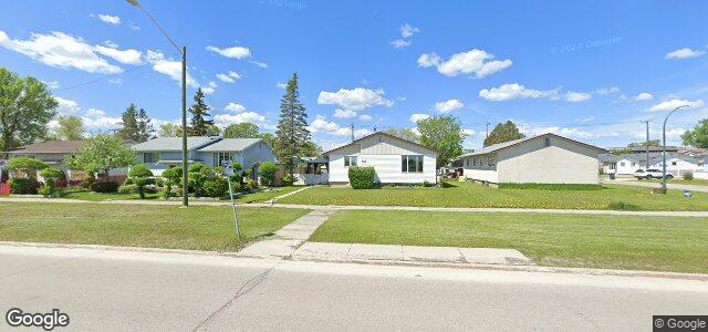 Larawan ng 2186 King Edward Street sa Winnipeg, Manitoba
