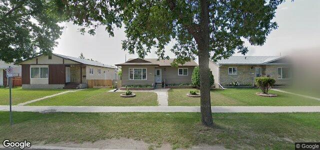 Larawan ng 2190 Burrows Avenue sa Winnipeg, Manitoba