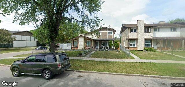 Larawan ng 221 Kinver Avenue sa Winnipeg, Manitoba