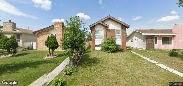 Larawan ng 227 Weitzel Street sa Winnipeg, Manitoba