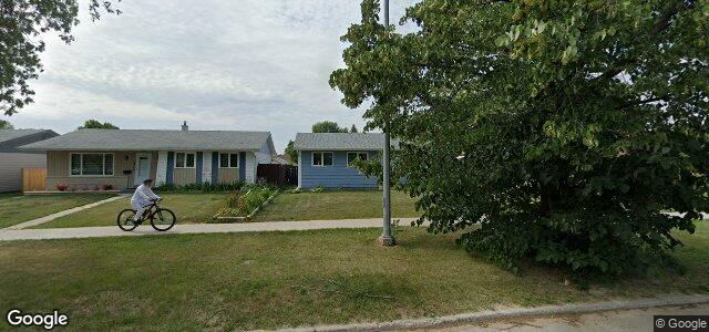 2270 Burrows Avenue（加拿大曼尼托巴省温尼伯市）房屋照片