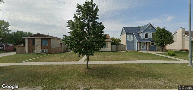 Larawan ng 2286 Burrows Avenue sa Winnipeg, Manitoba