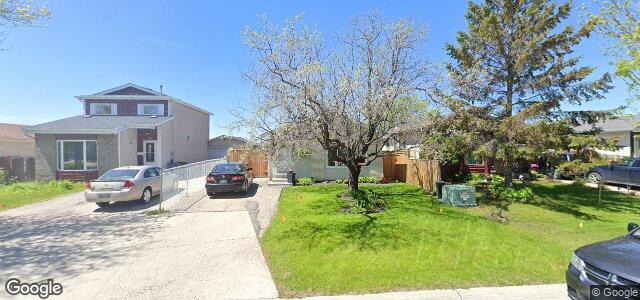 Larawan ng 242 Barnham Crescent sa Winnipeg, Manitoba