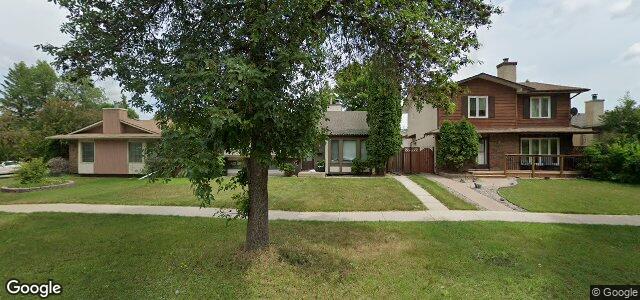 Larawan ng 2439 Burrows Avenue sa Winnipeg, Manitoba