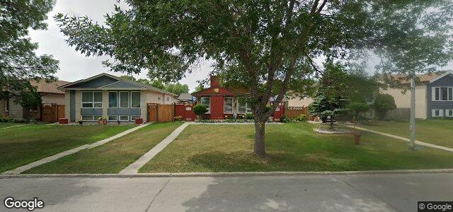 Larawan ng 2468 Burrows Avenue sa Winnipeg, Manitoba
