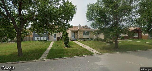 Larawan ng 2480 Burrows Avenue sa Winnipeg, Manitoba