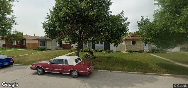 Larawan ng 2496 Burrows Avenue sa Winnipeg, Manitoba