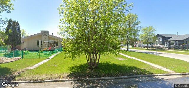 Larawan ng 257 Egesz Street sa Winnipeg, Manitoba