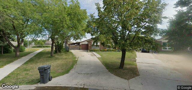 Larawan ng 27 Cropo Bay sa Winnipeg, Manitoba