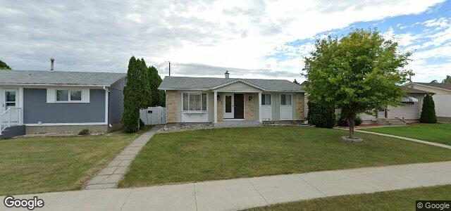 Larawan ng 27 Huber Street sa Winnipeg, Manitoba