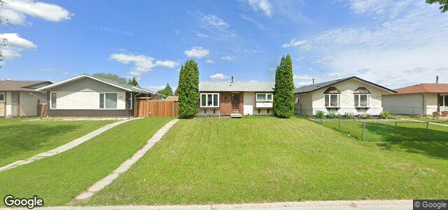 Larawan ng 277 Tyndall Avenue sa Winnipeg, Manitoba