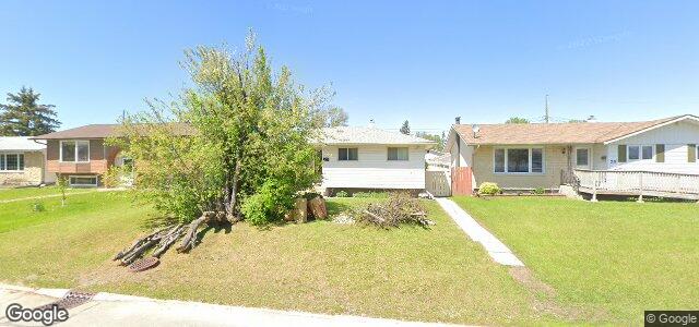 Larawan ng 29 Sanderson Avenue sa Winnipeg, Manitoba