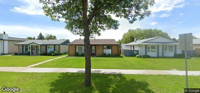 Larawan ng 296 Tyndall Avenue sa Winnipeg, Manitoba