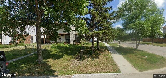 Larawan ng 3 Raber Road sa Winnipeg, Manitoba