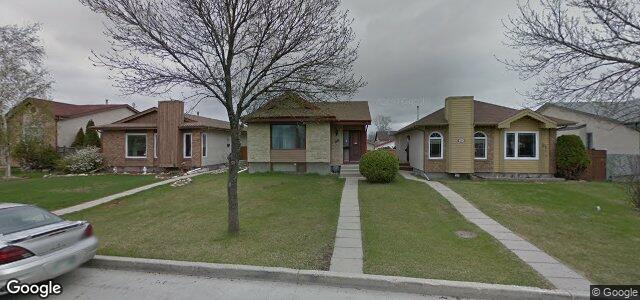 Larawan ng 30 Barnham Crescent sa Winnipeg, Manitoba