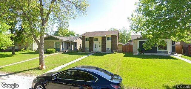 Larawan ng 30 Montbrook Road sa Winnipeg, Manitoba