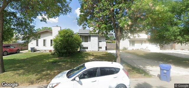 Larawan ng 30 Weitzel Street sa Winnipeg, Manitoba