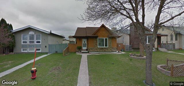 Larawan ng 31 Barnham Crescent sa Winnipeg, Manitoba