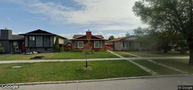 Larawan ng 310 Egesz Street sa Winnipeg, Manitoba
