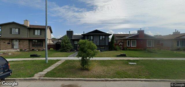 Larawan ng 316 Egesz Street sa Winnipeg, Manitoba