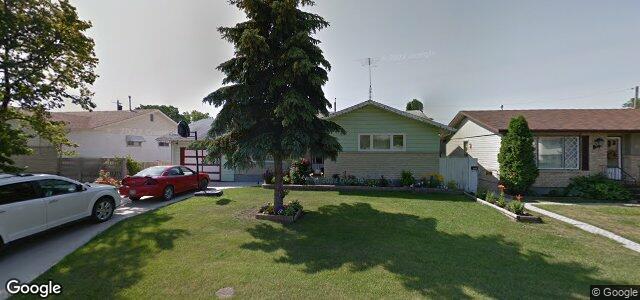 Photo of 32 Sanderson Avenue in Winnipeg, Manitoba