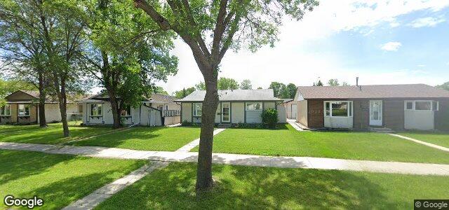Larawan ng 328 Tyndall Avenue sa Winnipeg, Manitoba