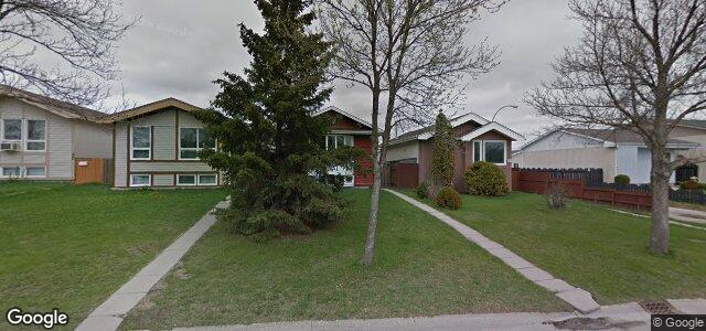 Larawan ng 35 Brophy Avenue sa Winnipeg, Manitoba