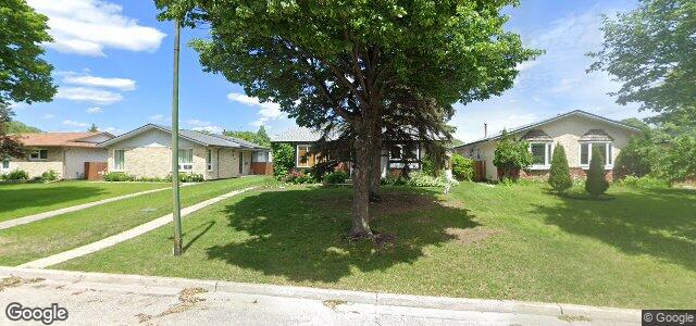 Larawan ng 35 Currie Crescent sa Winnipeg, Manitoba
