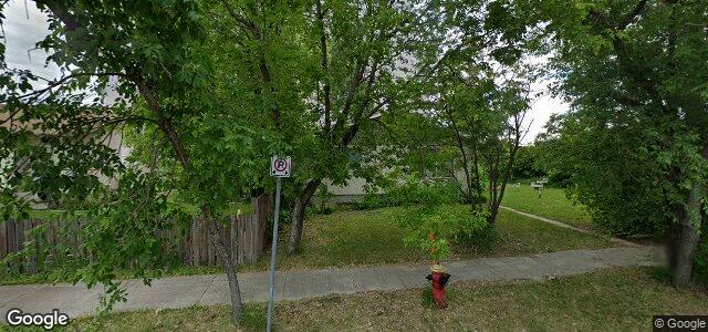 Larawan ng 35 Dingle Street sa Winnipeg, Manitoba