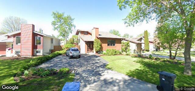 Larawan ng 35 Montbrook Road sa Winnipeg, Manitoba