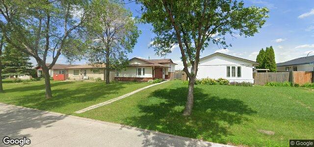 Larawan ng 353 Tyndall Avenue sa Winnipeg, Manitoba