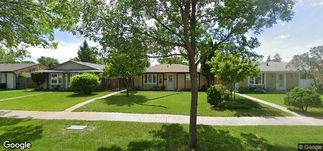 Larawan ng 356 Tyndall Avenue sa Winnipeg, Manitoba