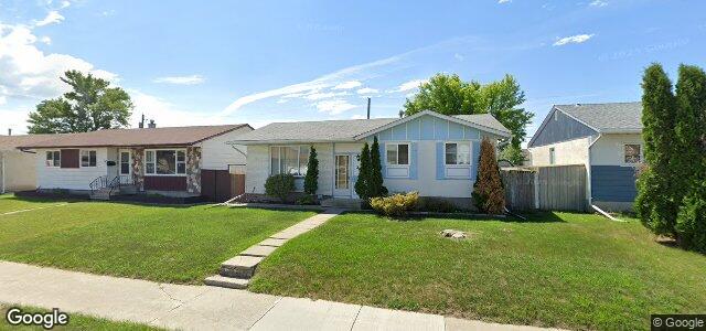 Larawan ng 36 Hunt Avenue sa Winnipeg, Manitoba