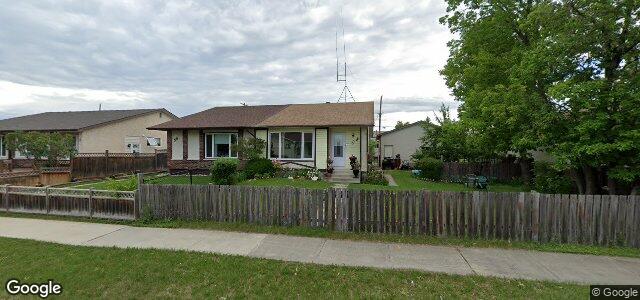 Larawan ng 37 Dingle Street sa Winnipeg, Manitoba