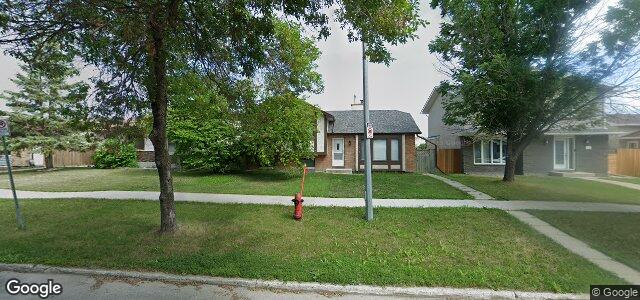 Larawan ng 372 Egesz Street sa Winnipeg, Manitoba