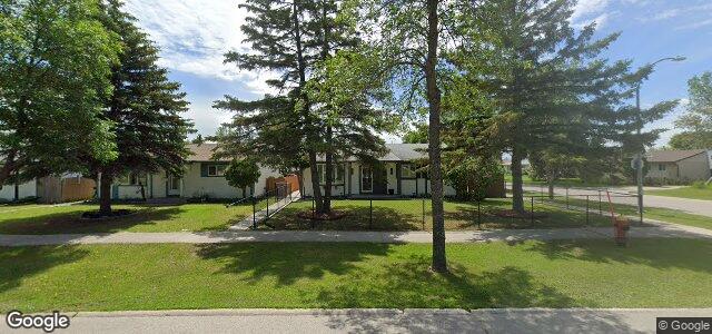 Larawan ng 372 Tyndall Avenue sa Winnipeg, Manitoba