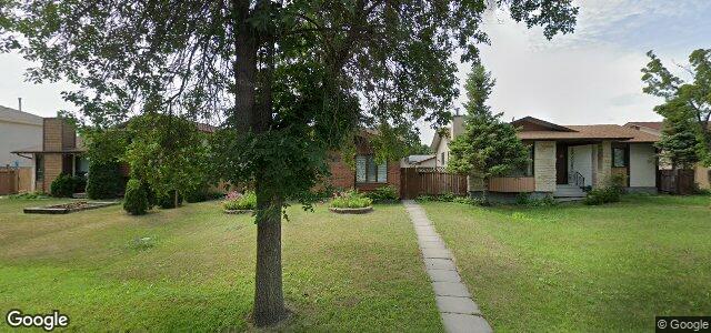 Larawan ng 377 Egesz Street sa Winnipeg, Manitoba