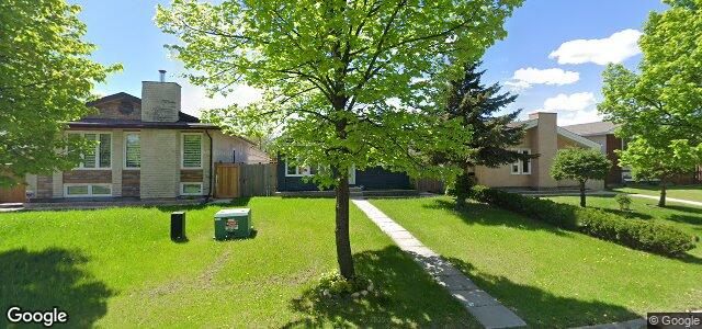 Larawan ng 38 Timmins Avenue sa Winnipeg, Manitoba