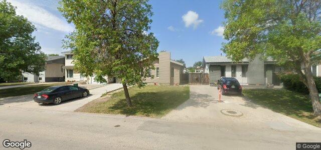 Larawan ng 38 Weitzel Street sa Winnipeg, Manitoba