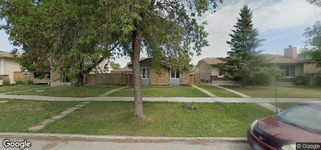 Larawan ng 382 Egesz Street sa Winnipeg, Manitoba