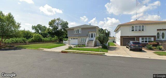 Larawan ng 39 Huber Street sa Winnipeg, Manitoba