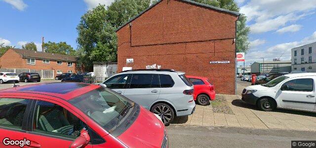 Larawan ng 4 Arrow Street sa Winnipeg, Manitoba