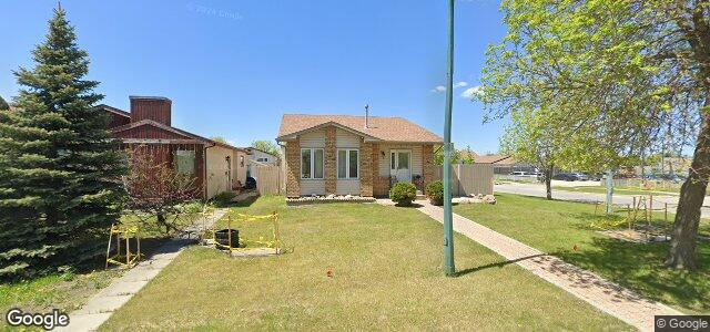 Larawan ng 4 Birchlynn Bay sa Winnipeg, Manitoba