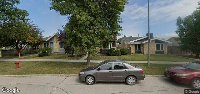 Larawan ng 408 Egesz Street sa Winnipeg, Manitoba
