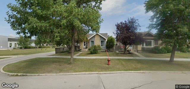 412 Egesz Street（加拿大曼尼托巴省温尼伯市）房屋照片